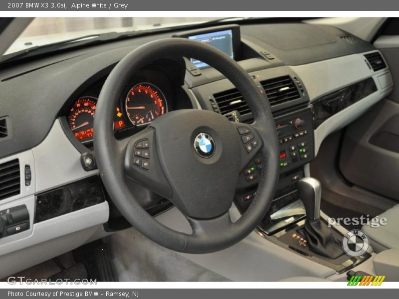 Alpine White / Grey 2007 BMW X3 3.0si