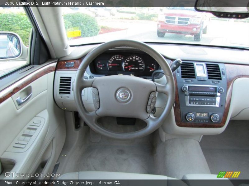 Light Platinum Metallic / Cashmere 2006 Cadillac DTS