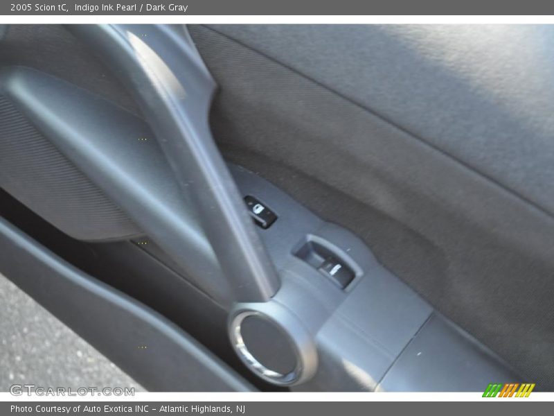 Indigo Ink Pearl / Dark Gray 2005 Scion tC