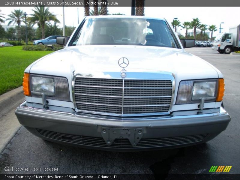 Arctic White / Blue 1988 Mercedes-Benz S Class 560 SEL Sedan