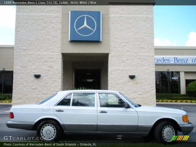 Arctic White / Blue 1988 Mercedes-Benz S Class 560 SEL Sedan