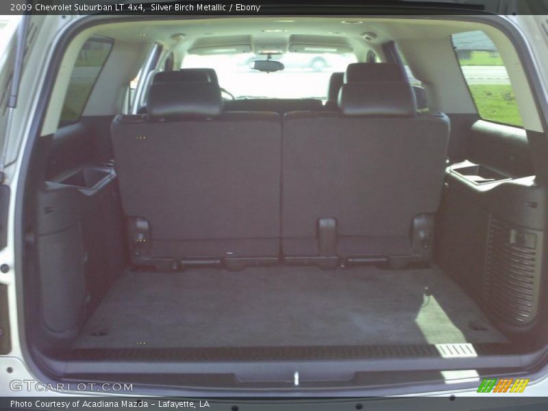Silver Birch Metallic / Ebony 2009 Chevrolet Suburban LT 4x4