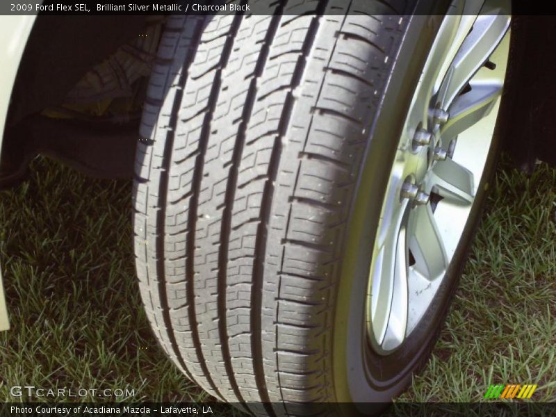 Brilliant Silver Metallic / Charcoal Black 2009 Ford Flex SEL