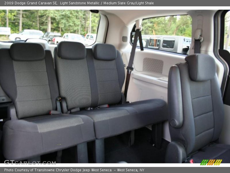 Light Sandstone Metallic / Medium Slate Gray/Light Shale 2009 Dodge Grand Caravan SE