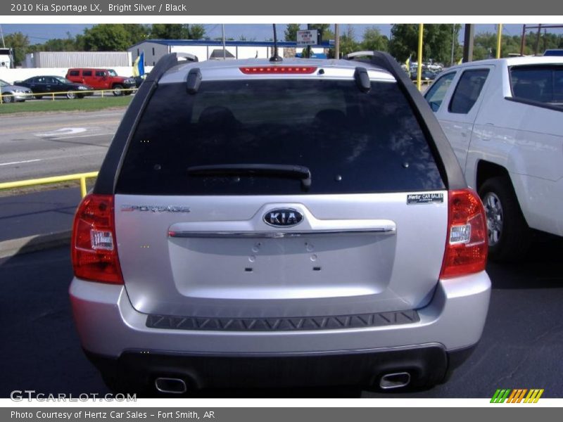 Bright Silver / Black 2010 Kia Sportage LX