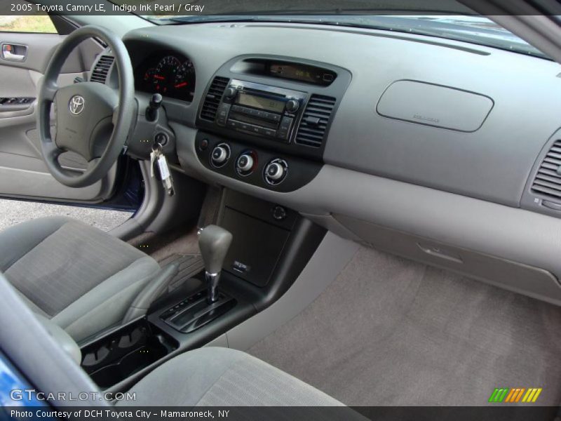 Indigo Ink Pearl / Gray 2005 Toyota Camry LE