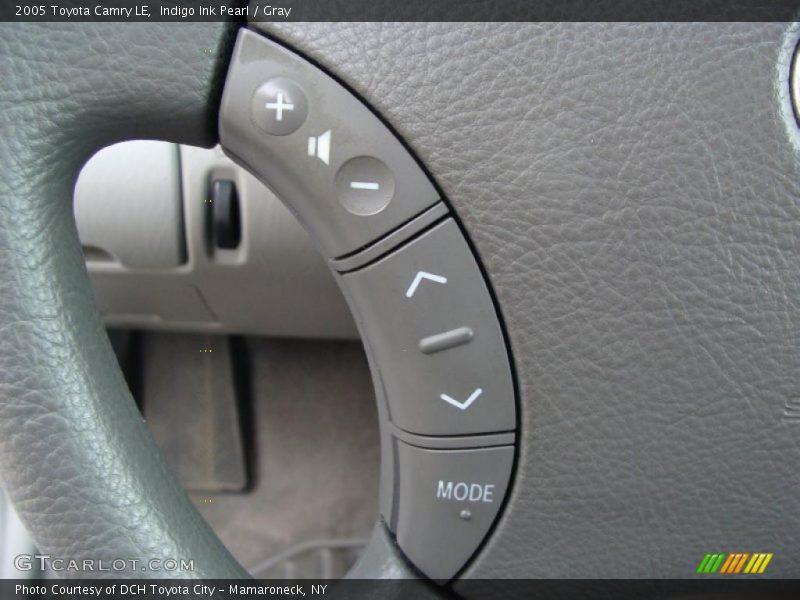 Indigo Ink Pearl / Gray 2005 Toyota Camry LE