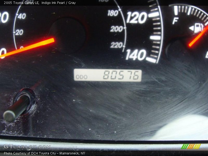 Indigo Ink Pearl / Gray 2005 Toyota Camry LE