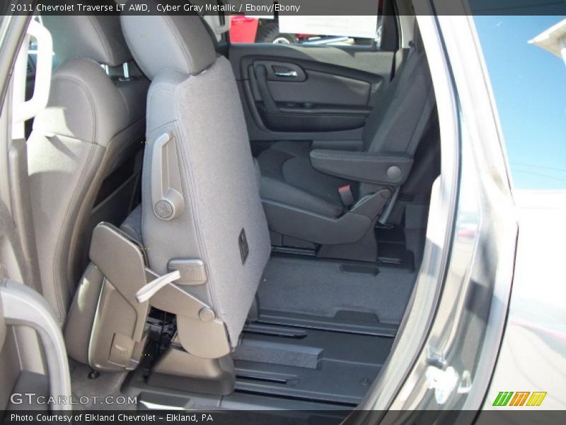 Cyber Gray Metallic / Ebony/Ebony 2011 Chevrolet Traverse LT AWD