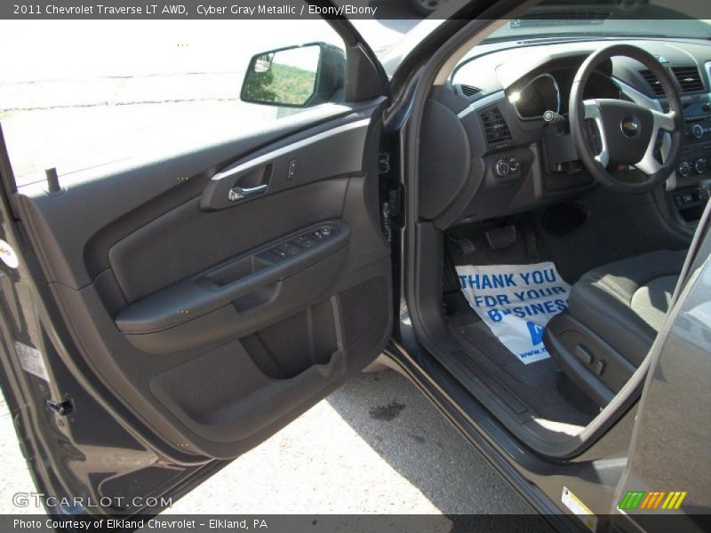 Cyber Gray Metallic / Ebony/Ebony 2011 Chevrolet Traverse LT AWD