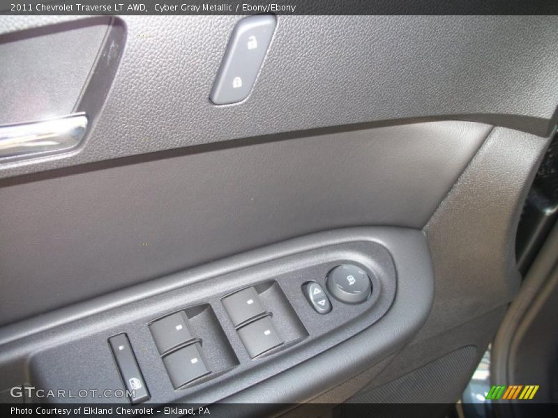 Cyber Gray Metallic / Ebony/Ebony 2011 Chevrolet Traverse LT AWD