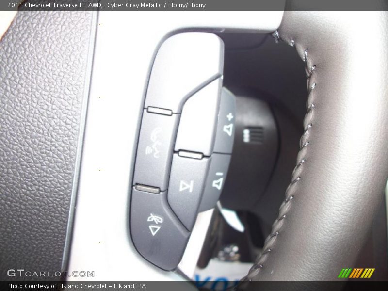 Cyber Gray Metallic / Ebony/Ebony 2011 Chevrolet Traverse LT AWD