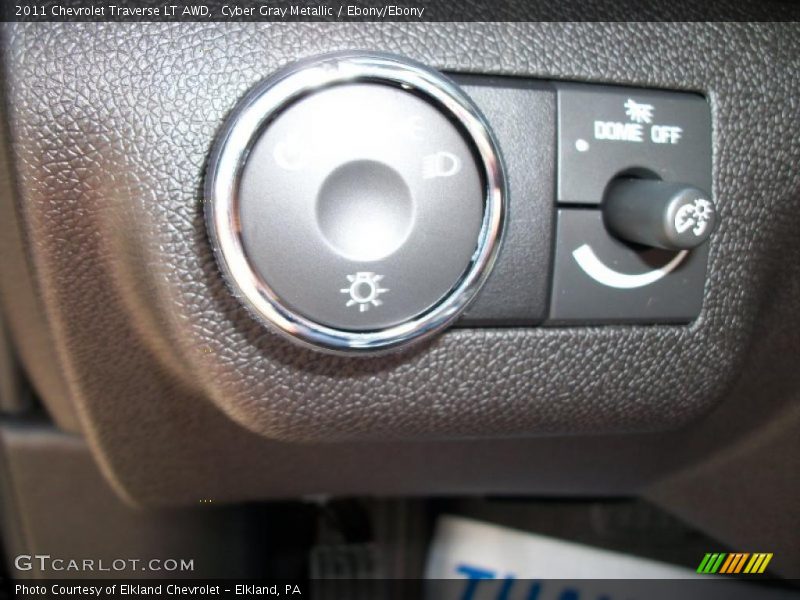 Cyber Gray Metallic / Ebony/Ebony 2011 Chevrolet Traverse LT AWD