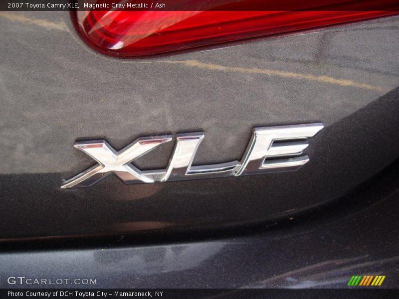Magnetic Gray Metallic / Ash 2007 Toyota Camry XLE