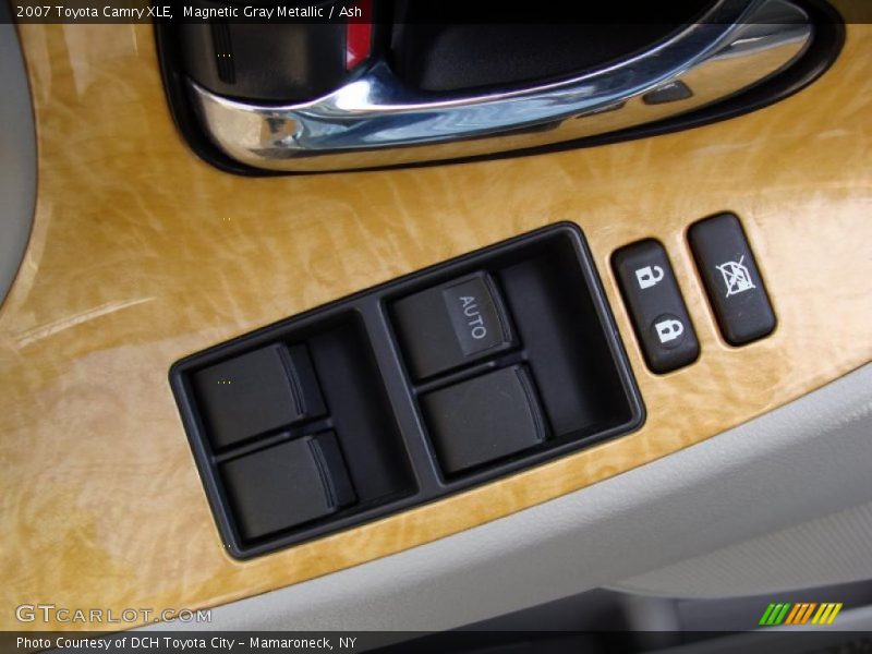 Magnetic Gray Metallic / Ash 2007 Toyota Camry XLE