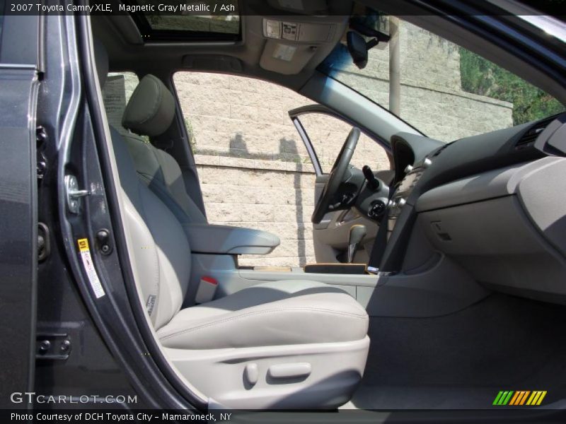 Magnetic Gray Metallic / Ash 2007 Toyota Camry XLE