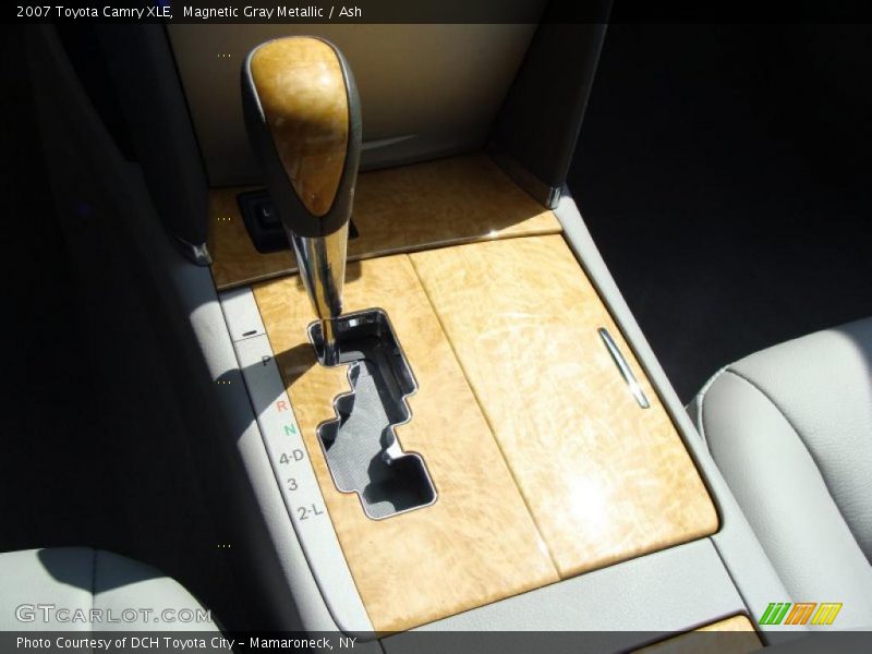Magnetic Gray Metallic / Ash 2007 Toyota Camry XLE