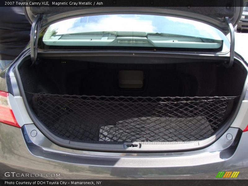 Magnetic Gray Metallic / Ash 2007 Toyota Camry XLE