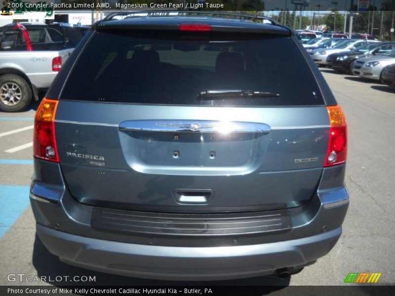 Magnesium Green Pearl / Light Taupe 2006 Chrysler Pacifica Limited AWD