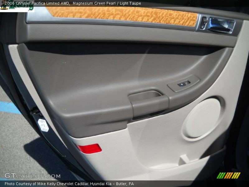 Magnesium Green Pearl / Light Taupe 2006 Chrysler Pacifica Limited AWD