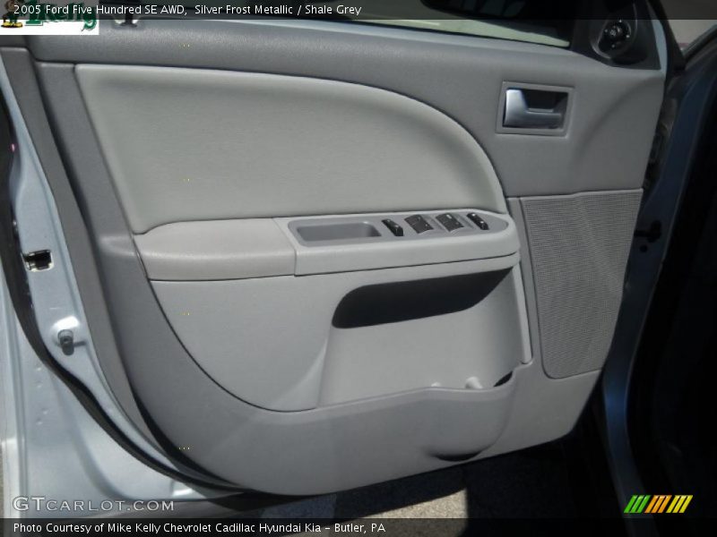 Silver Frost Metallic / Shale Grey 2005 Ford Five Hundred SE AWD