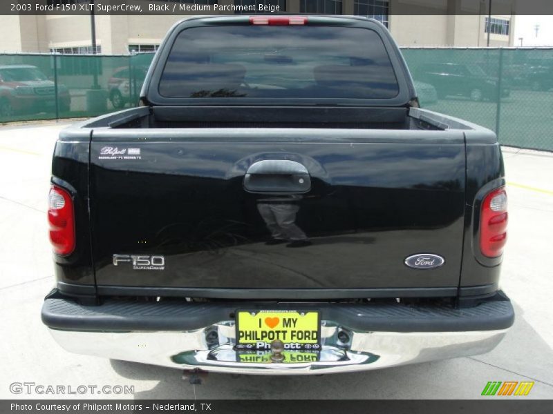 Black / Medium Parchment Beige 2003 Ford F150 XLT SuperCrew
