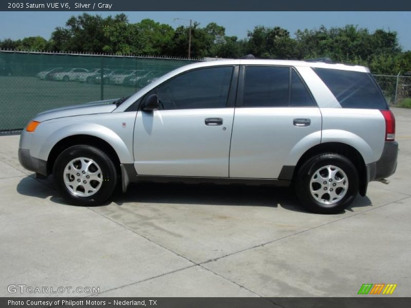 Silver / Gray 2003 Saturn VUE V6
