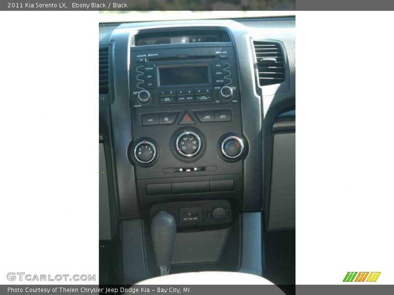Ebony Black / Black 2011 Kia Sorento LX