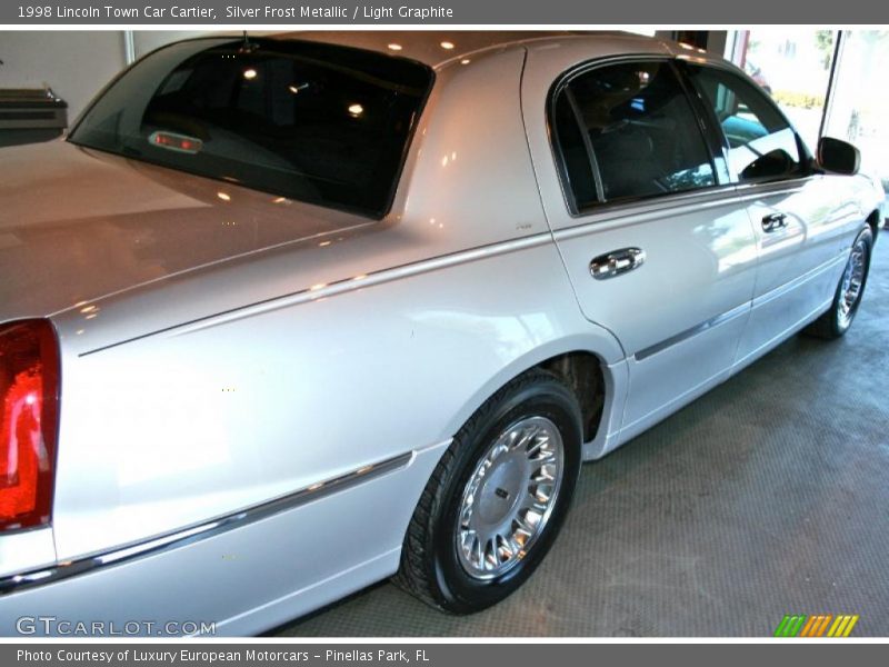 Silver Frost Metallic / Light Graphite 1998 Lincoln Town Car Cartier