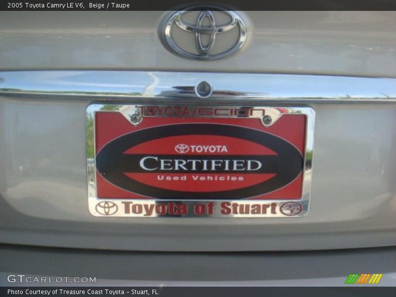 Beige / Taupe 2005 Toyota Camry LE V6