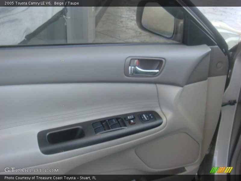 Beige / Taupe 2005 Toyota Camry LE V6