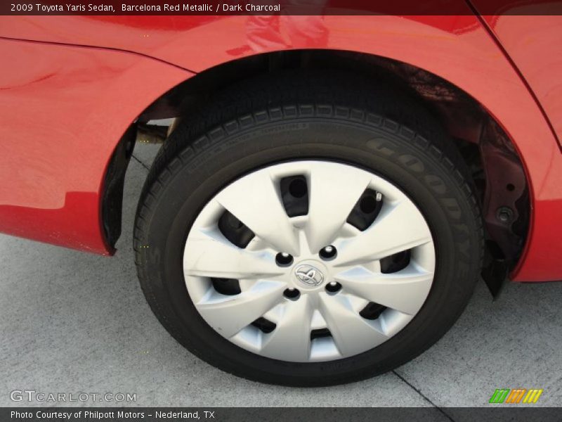 Barcelona Red Metallic / Dark Charcoal 2009 Toyota Yaris Sedan