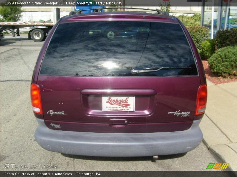 Deep Amethyst Pearl / Mist Gray 1999 Plymouth Grand Voyager SE