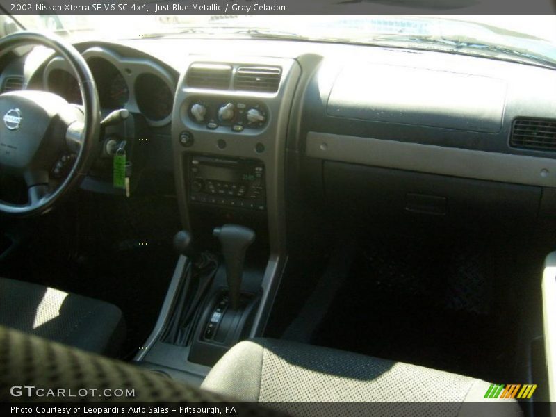 Just Blue Metallic / Gray Celadon 2002 Nissan Xterra SE V6 SC 4x4