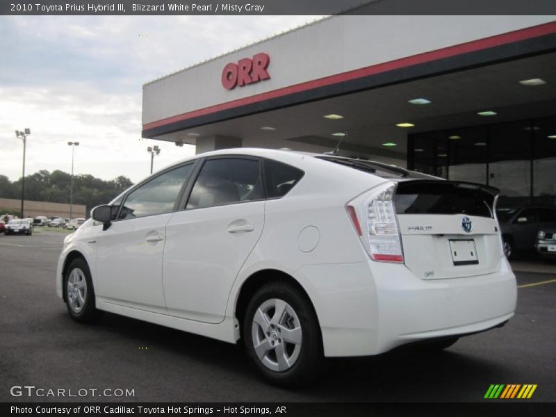 Blizzard White Pearl / Misty Gray 2010 Toyota Prius Hybrid III