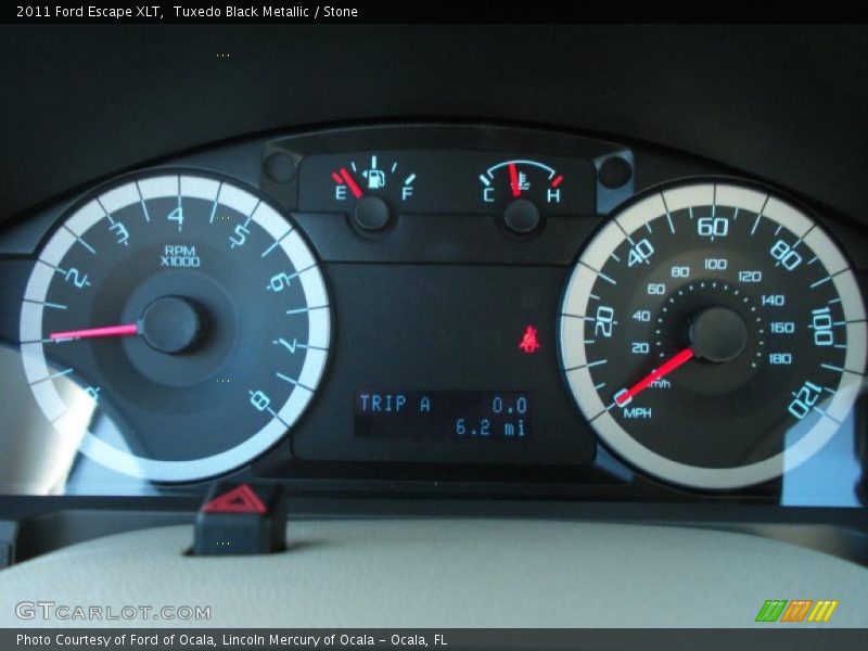 Tuxedo Black Metallic / Stone 2011 Ford Escape XLT