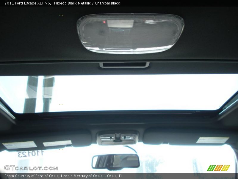 Tuxedo Black Metallic / Charcoal Black 2011 Ford Escape XLT V6