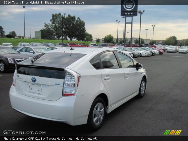 Blizzard White Pearl / Bisque 2010 Toyota Prius Hybrid III