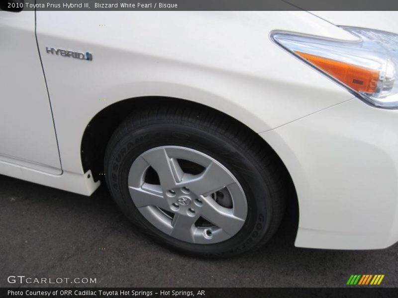 Blizzard White Pearl / Bisque 2010 Toyota Prius Hybrid III