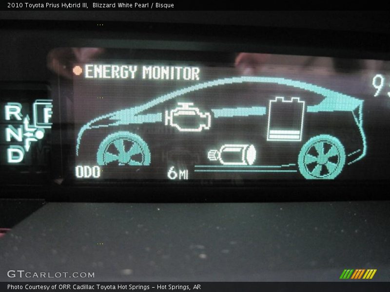 Blizzard White Pearl / Bisque 2010 Toyota Prius Hybrid III