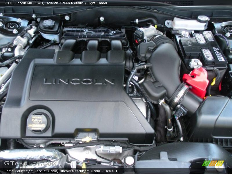 Atlantis Green Metallic / Light Camel 2010 Lincoln MKZ FWD