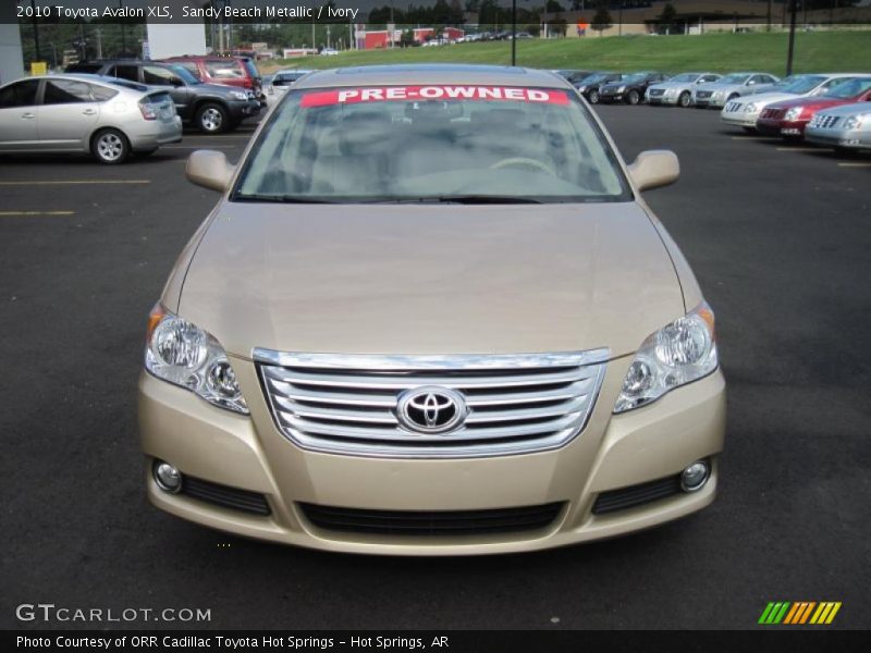 Sandy Beach Metallic / Ivory 2010 Toyota Avalon XLS