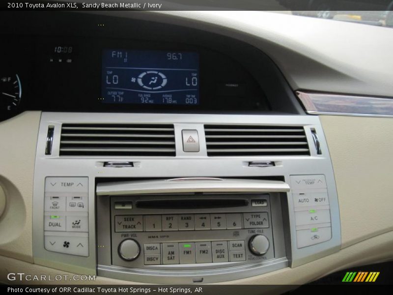 Sandy Beach Metallic / Ivory 2010 Toyota Avalon XLS