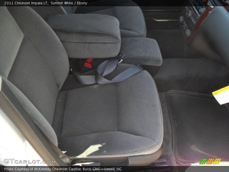 Summit White / Ebony 2011 Chevrolet Impala LT
