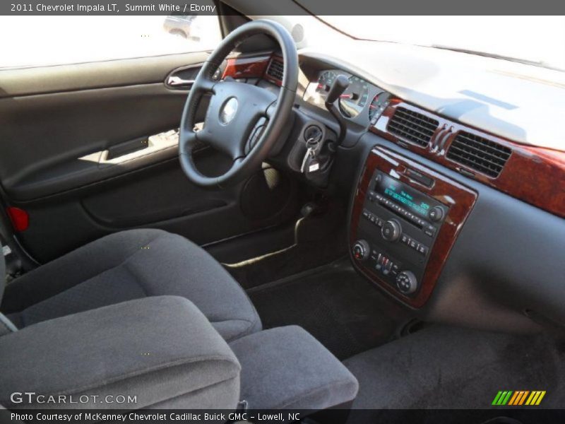 Summit White / Ebony 2011 Chevrolet Impala LT