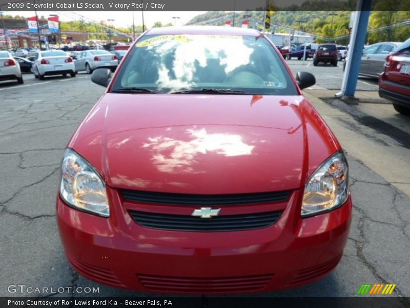 Victory Red / Gray 2009 Chevrolet Cobalt LS Sedan