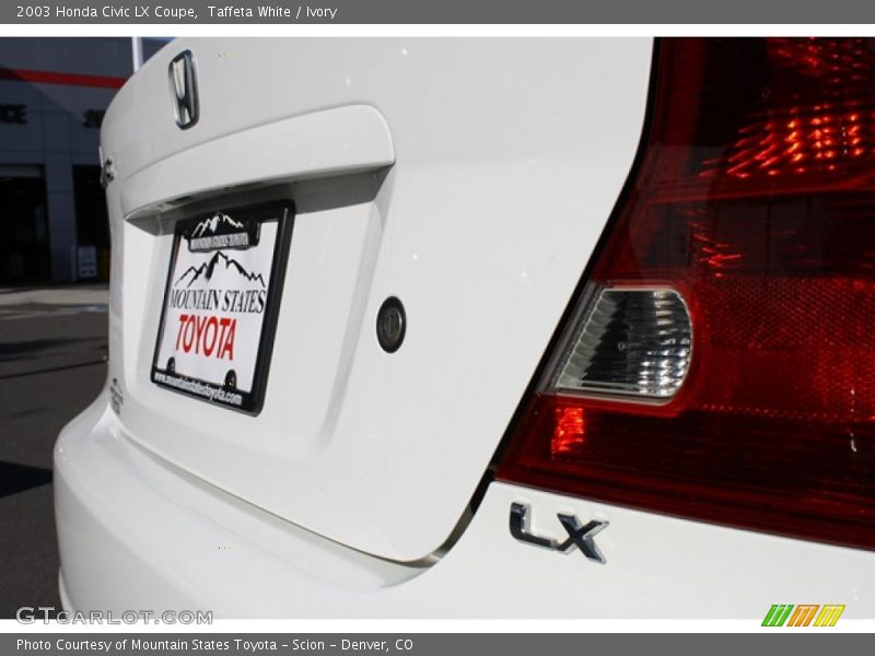 Taffeta White / Ivory 2003 Honda Civic LX Coupe