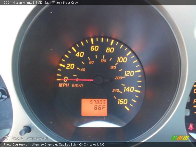 Satin White / Frost Gray 2004 Nissan Altima 3.5 SE