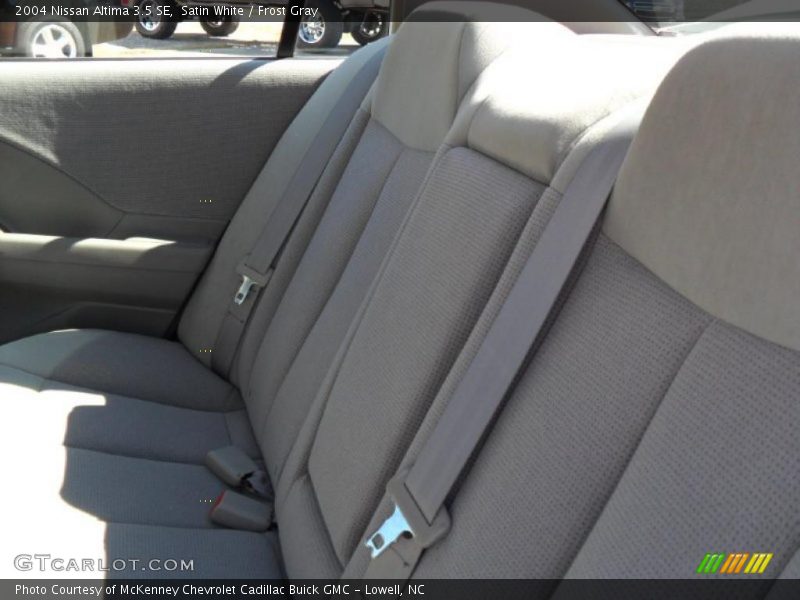 Satin White / Frost Gray 2004 Nissan Altima 3.5 SE
