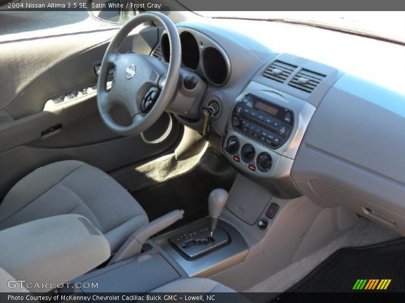 Satin White / Frost Gray 2004 Nissan Altima 3.5 SE